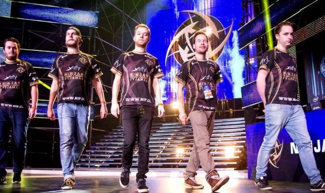 队伍状态的 队伍状态的