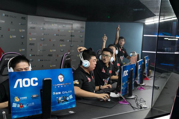 力给火箭创 力给火箭创