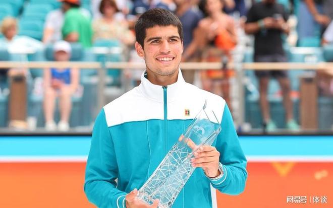 无数的女球 无数的女球