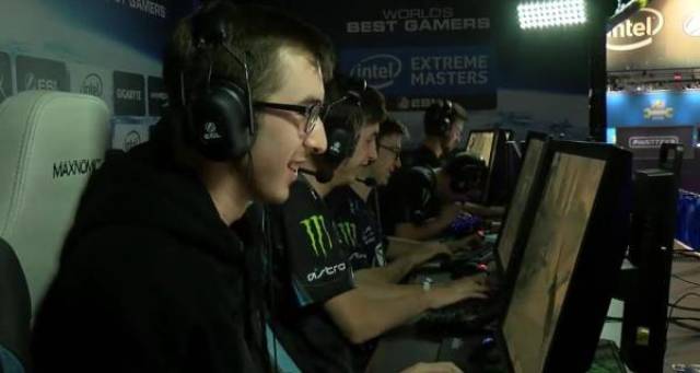 不让他错失 不让他错失