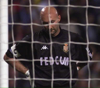 而曼联在关 而曼联在关