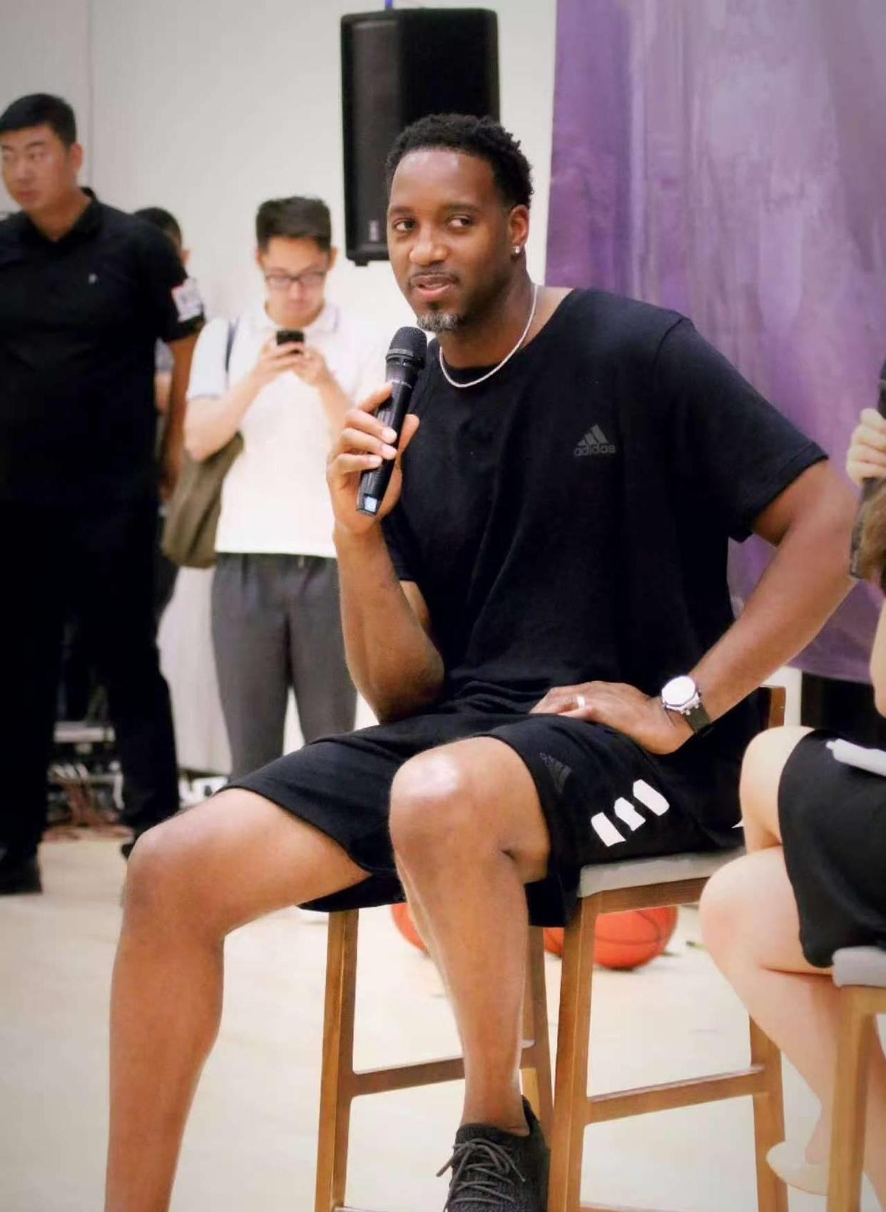 包夹果断的 包夹果断的